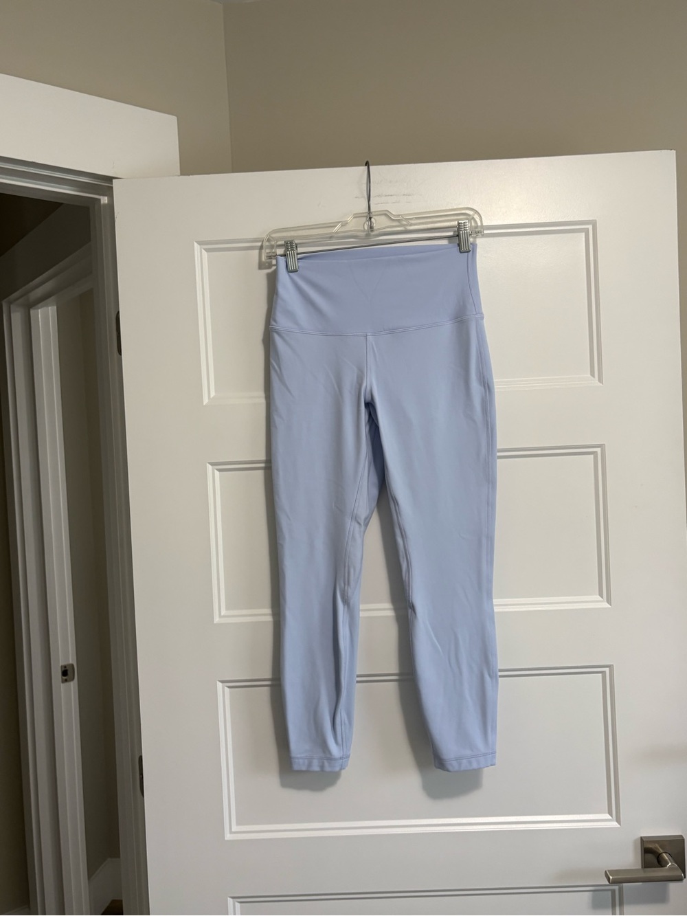 Lululemon Align High-Rise Pant 25"
Blue Linen Sz 8 - Picture 2 of 8